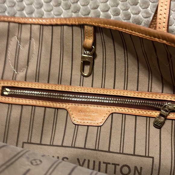 Authentic 🌼Louis Vuitton 🌼Neverful bag MM Reasonable offers please - Picture 10 of 14